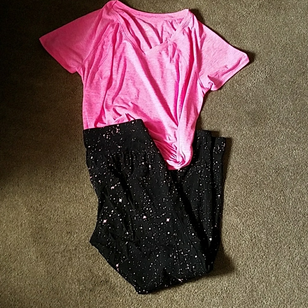 Plus size workout outfit LIVI Lane Bryant